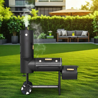 Barbecue vertical à charbon de bois robuste, pratique pour une utilisation en extérieur avec des roues pour fumer la viande