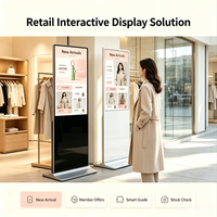Kiosque numérique tactile vertical IR de 55 pouces, Android 11, verre trempé anti-buée, écran partagé, affichage marketing