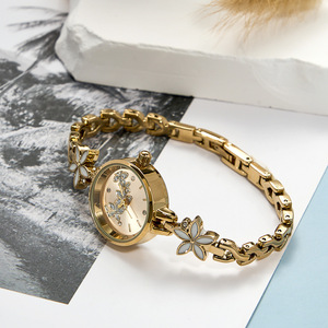 Reloj plateado a la moda para mujer, esfera rosa, flor de cristal, pulsera de acero inoxidable, reloj de pulsera de cuarzo - Product Image 3