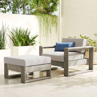 Ensemble de meubles de jardin en bois de couleur vieilli de luxe, patio d'hôtel, canapé simple en bois, chaise de salon en teck avec Ottoman