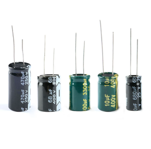 Condensador Electrolítico Radial de Plomo Serie 1/2.2/3.3/4.7/10/22/47/100/220/330/470uF - Product Image 1