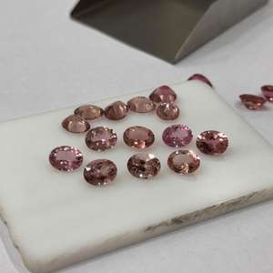 Pierres précieuses de Quartz de Tourmaline rose vif pierres ovales en vrac naturelles taille calibrée quantité minimale de commande 100 pièces - Product Image 1