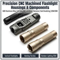 Boîtier de lampe torche tactique en alliage d'aluminium usiné sur mesure par CNC, composants de projecteur antidérapants moletés, couleurs et logo personnalisés
