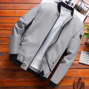 Chaqueta Cortavientos para Hombre al por Mayor de Material Premium Duradera Cómoda Ligera para Exteriores Color Sólido Regular - Product Image 2