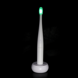Brosse à dents LED pour enfants avec lumière verte 520 nm pour aider les parents à surveiller la brossage et à observer clairement les dents, stimulant ainsi l'intérêt pour le brossage - Product Image 1