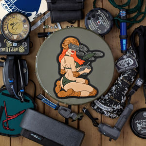 バックパックステッカー戦術的でセクシーな女性の武器Morale 3D環境に優しいPVCシリコンピンオンアームバンドパッチ - Product Image 6