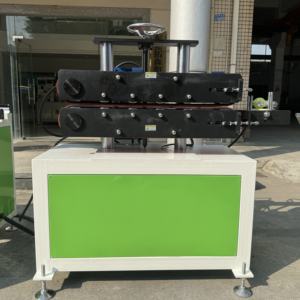 Coperchio della lampada del tubo del paralume del PC estrusore della linea di estrusione copertura della lampada che fa la macchina - Product Image 5