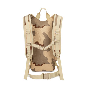 Sac de vélo d'extérieur, sac à dos tactique portable pour vélo, sac à dos de vélo camouflage imperméable en tissu, petit sac à dos d'hydratation pour le vélo - Product Image 3