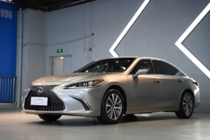 <span class=keywords><strong>Lexus</strong></span> <span class=keywords><strong>ES</strong></span> 300h 2020 Edición Excellence Sedán, Emisión Euro VI, Asientos de Cuero, Faros LED y Cámara Trasera, 1-25000 Millas - Product Image 2