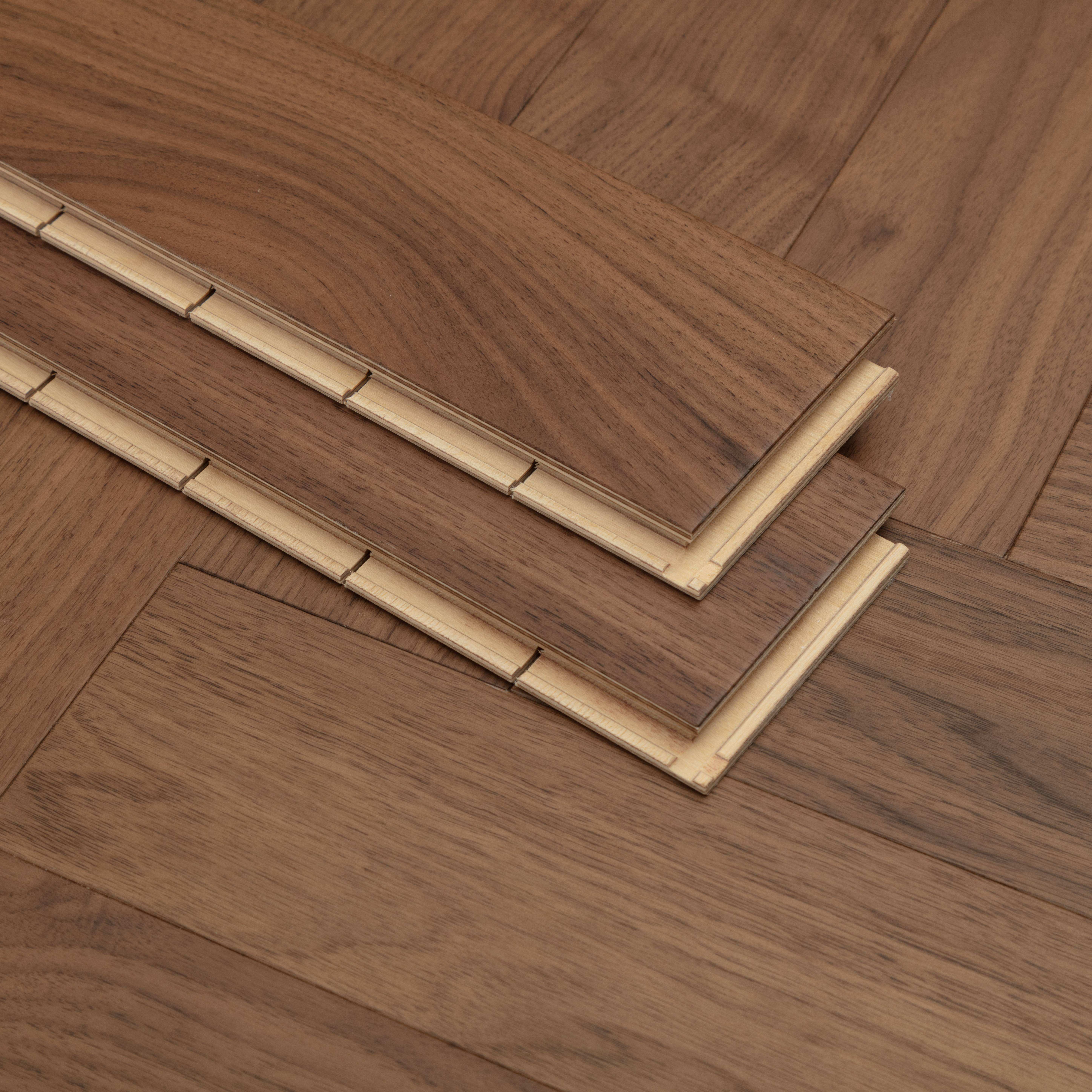 Black Walnut Veneer ( Natural Color)