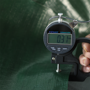 Lona Recubierta de PVC Personalizable, Tejido de Alta Resistencia para Cubiertas de Estanques de Peces y Uso Industrial - Product Image 4