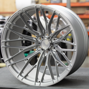 Jantes forgées tout-terrain de 19, 20, 22 et 24 pouces pour Toyota Tacoma TRD Tundra GMC <span class=keywords><strong>Hummer</strong></span> LandRover RangeRover VFX-04 - Product Image 1