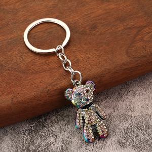 Porte-clés en alliage mignon avec strass en forme d'ours, porte-clés en métal, animal de dessin animé, cadeaux de Noël et d'anniversaire - Product Image 2