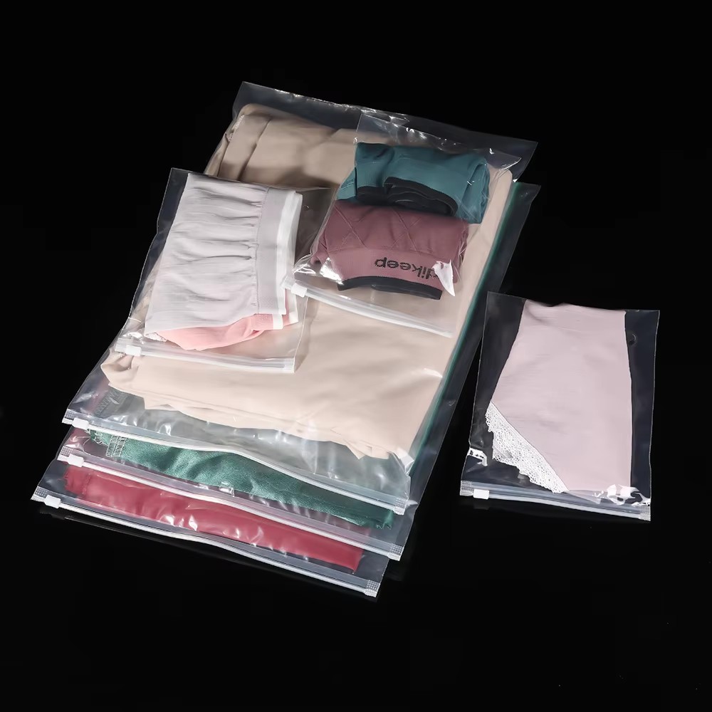 Transparent / Clear zipper bag