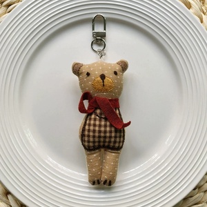 2026 Llavero de coche con diseño de animal, Correa para teléfono, Muñeco de peluche 3D luminoso, Colgante para bolso de mujer, Accesorio de vestir, Llavero de oso de tela suave con diseño de bufanda - Product Image 5