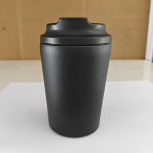 แก้วน้ำสแตนเลสแบบเรียบง่าย ดีไซน์สวยงาม แก้วกาแฟแบบพกพาสำหรับผู้ชายและผู้หญิง - Product Image 6