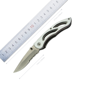 Couteau pliant en titane de qualité supérieure pour les activités de plein air - Product Image 1