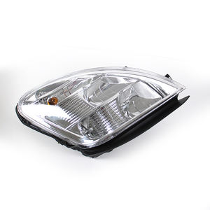 Faro Delantero Derecho Eléctrico con Bombilla para <span class=keywords><strong>Iveco</strong></span> Daily, Modelo F-69500010-1 - Product Image 1