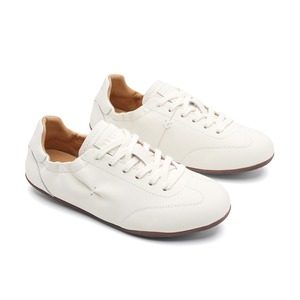 Chaussures de marche souples et froissées, blanches pâles, décontractées, basses, confortables, à semelle souple, plateforme, style sport, type ballerines. - Product Image 5