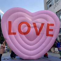 Ballon géant en forme de cœur pour la Saint-Valentin, impression numérique, batterie au lithium, matériau durable, installation facile, ventilateur intégré, prise secteur