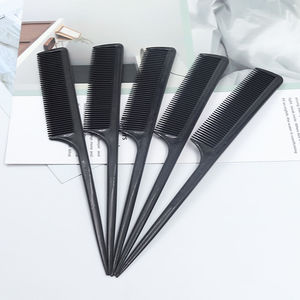 Peigne à cheveux à queue pointue, petit peigne de coiffure en plastique noir pour usage domestique - Product Image 2