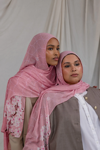 <span class=keywords><strong>Lo</strong></span>.Love Zachte Ademende Modal Hoofddoek 70x180cm Digitaal Bloemmotief Dagelijks Gebruik voor Moslima's Alle Seizoenen - Product Image 4