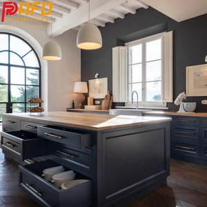 Armoires de <span class=keywords><strong>cuisine</strong></span> modulaires Refor en bois massif, finition stratifiée, charnières, construction en MDF, plan de travail en marbre/acier, couleur personnalisable, évier - Product Image 1