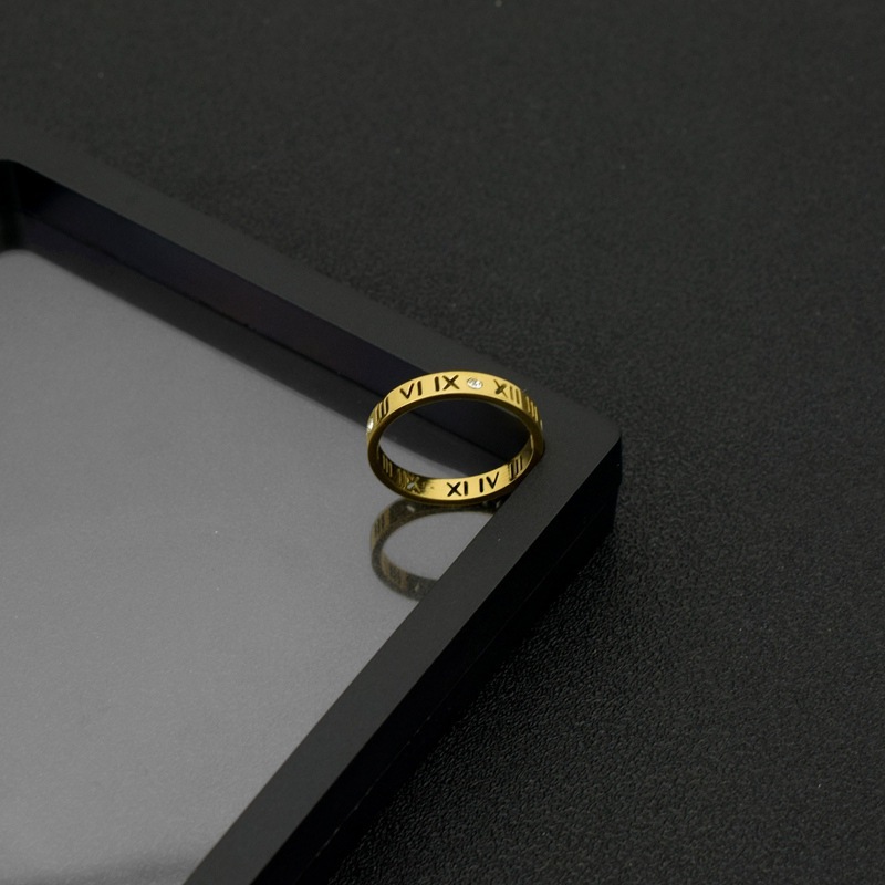 R008-Gold 2