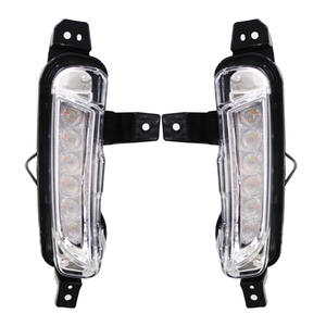 Luz de Marcha Diurna LED DRL y Faros Antiniebla para Coche con Señal de Giro Amarilla para <span class=keywords><strong>Suzuki</strong></span> <span class=keywords><strong>Vitara</strong></span> 2015 2016 2017 <span class=keywords><strong>2018</strong></span> 2019 2020 - Product Image 1