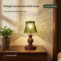 Lampe de table tactile à piles avec abat-jour en verre, lumière verte, design luxueux pour chambre à coucher, chevet et salon