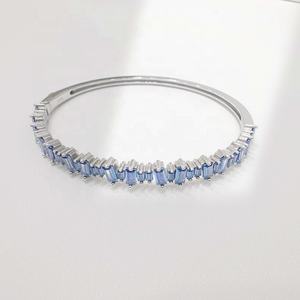 Pulseras de plata 925 con piedras de colores, estilo moderno, de lujo para mujer, chapadas en oro, apilables, gruesas, con circonitas verdes y rosas, precio de fábrica. - Product Image 5