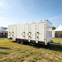 Ensemble de toilettes et de douches portables commerciales pour l'extérieur, remorque de douche à 4 à 10 cabines avec station de lavage des mains extérieure