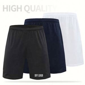 Shorts de sport décontractés pour hommes, séchage rapide, respirants, anti-plis, taille élastique, couleur unie, 100 % polyester, avec logo personnalisé - Product Image 1