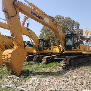 Excellent état de fonctionnement, excavatrice sur chenilles Komatsu PC400-7 de 40 tonnes, d'occasion, fonctionnement efficace, machinerie de construction minière, 40 tonnes - Product Image 3