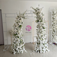 Arche Florale Murale de Mariage en Soie Faux Fleurs, Pilier de Fleurs Artificielles Rose Rouge et Blanche pour Décors d'Événements
