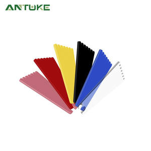 Expositor Transparente Antuke para Bicicletas, Vertical, de Resina Plástica, Modelo AK 007 - Product Image 1