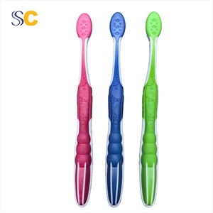 Vente en gros de brosses à dents pour enfants, mignonnes, en carton, de couleur bonbon - Product Image 5