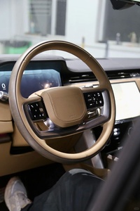 Volante de Madera de Durazno Negro/Rojo de Nuevo Estilo para Automóvil, Compatible con Land Rover Range Rover Vogue 2013-2017, Actualizaciones <span class=keywords><strong>2023</strong></span> L460 - Product Image 5