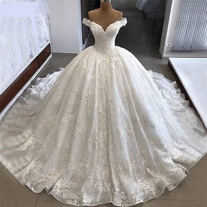 S532A 2025 <span class=keywords><strong>Robe</strong></span> <span class=keywords><strong>de</strong></span> <span class=keywords><strong>mariée</strong></span> en dentelle à manches longues, voile et <span class=keywords><strong>jupon</strong></span>, haute qualité, sur mesure, nouvelle mode, vente en gros - Product Image 2