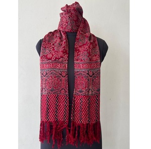 Bloc à main Ryon doux ethnique de qualité supérieure étole d'impression Ajrakh impressions artistiques lavable en Machine parfait pour les looks d'événements de bureau - Product Image 1