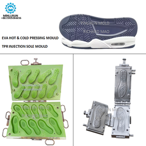 Semelle <span class=keywords><strong>de</strong></span> <span class=keywords><strong>chaussure</strong></span> <span class=keywords><strong>de</strong></span> football en EVA à crampons pour homme, légère, confortable, antidérapante et durable, pour extérieur - Product Image 6