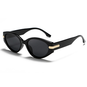 Gafas de Sol Greyjack Cat Eye, Armazón TR90, UV400, Polarizadas, Unisex, Ligeras, Lentes Negras TAC - Product Image 2