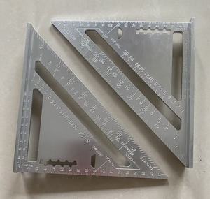 <span class=keywords><strong>Charpentier</strong></span> Triangle carré <span class=keywords><strong>en</strong></span> alliage d'aluminium <span class=keywords><strong>de</strong></span> haute qualité <span class=keywords><strong>de</strong></span> 7 pouces pour le travail du bois - Product Image 2