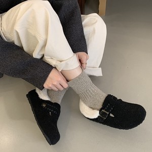 Mules vintage tissées à semelle épaisse et bout fermé pour <span class=keywords><strong>femme</strong></span>, nouveau style automne-hiver 2025, à enfiler avec boucle pour extérieur, en daim - Product Image 3