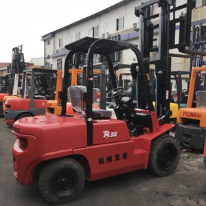 รถยกดีเซลฮั่นโจว 3 ตัน มือสองคุณภาพสูง เสาไฮดรอลิกสองตอน ยางตัน สภาพใช้งานดี - Product Image 3