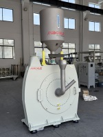 Broyeur de plastique PP PE pour la fabrication de poudre, utilisé pour le broyage de tuyaux en plastique