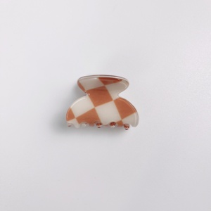 CANYUAN-pinzas acrílicas para el pelo de bebé, personalizadas, pequeñas, coloridas, a la moda, minipinzas para el pelo a cuadros con Ajedrez para niña - Product Image 6
