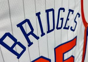 Pantalones cortos de baloncesto personalizables de talla grande, transpirables, diseño de sublimación digital de equipo propio - Product Image 6