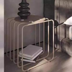 Tavolino in Ferro Battuto per Soggiorno Piccolo, Comodino con Armadietto per Casa, Tavolino d'<span class=keywords><strong>Angolo</strong></span> in Metallo - Product Image 3