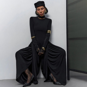 Combinaison moulante unie à manches longues et taille haute pour femme avec fente latérale et détail froncé – Tenue de soirée - Product Image 1